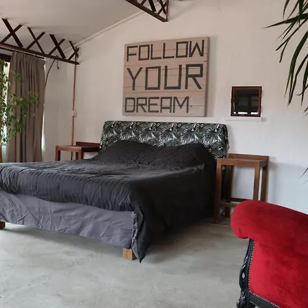 Grand Loft De Charme, Place Du Village A Thuir