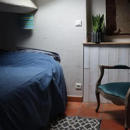 Apartment Grand Loft De Charme, Place Du Village A
